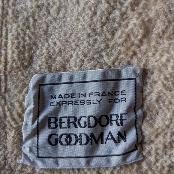 VTG 1960s Bergdorf Goodman Shearling Snap Front Long Line Vest - Picture 7 of 10